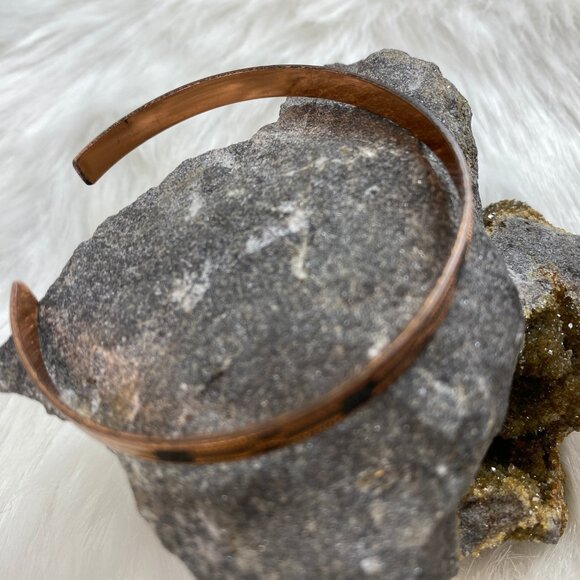 Vintage Copper Etched Black Enamel Cuff Bracelet Native - Picture 4 of 7